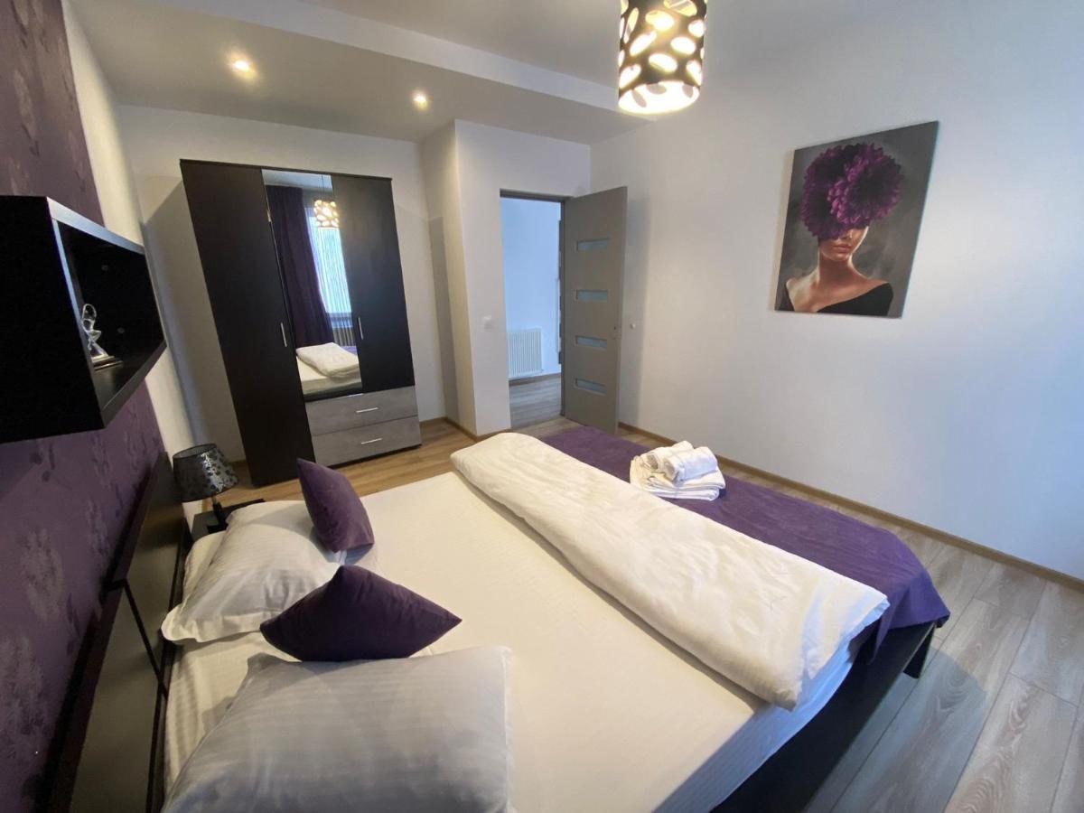 Apartament Ella T8 นาโวดาริ ภายนอก รูปภาพ