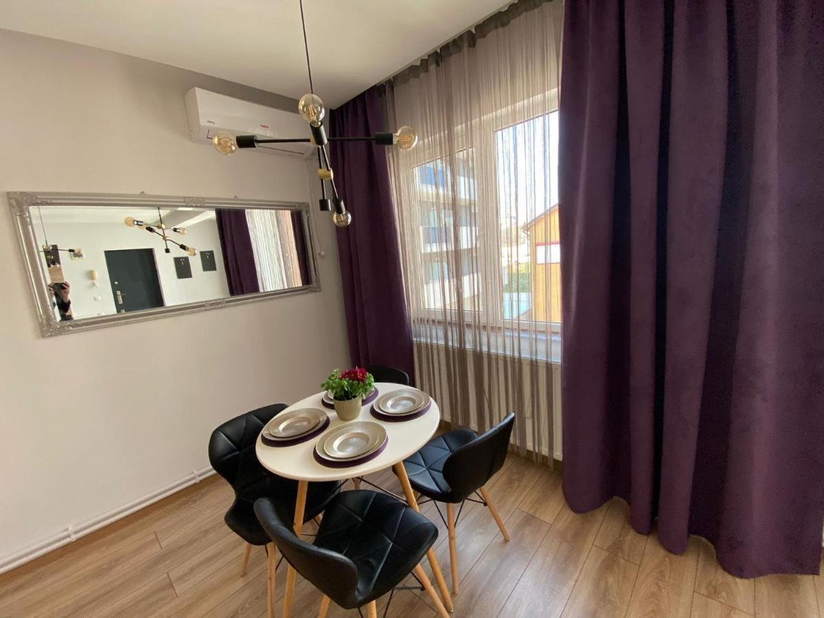 Apartament Ella T8 นาโวดาริ ภายนอก รูปภาพ