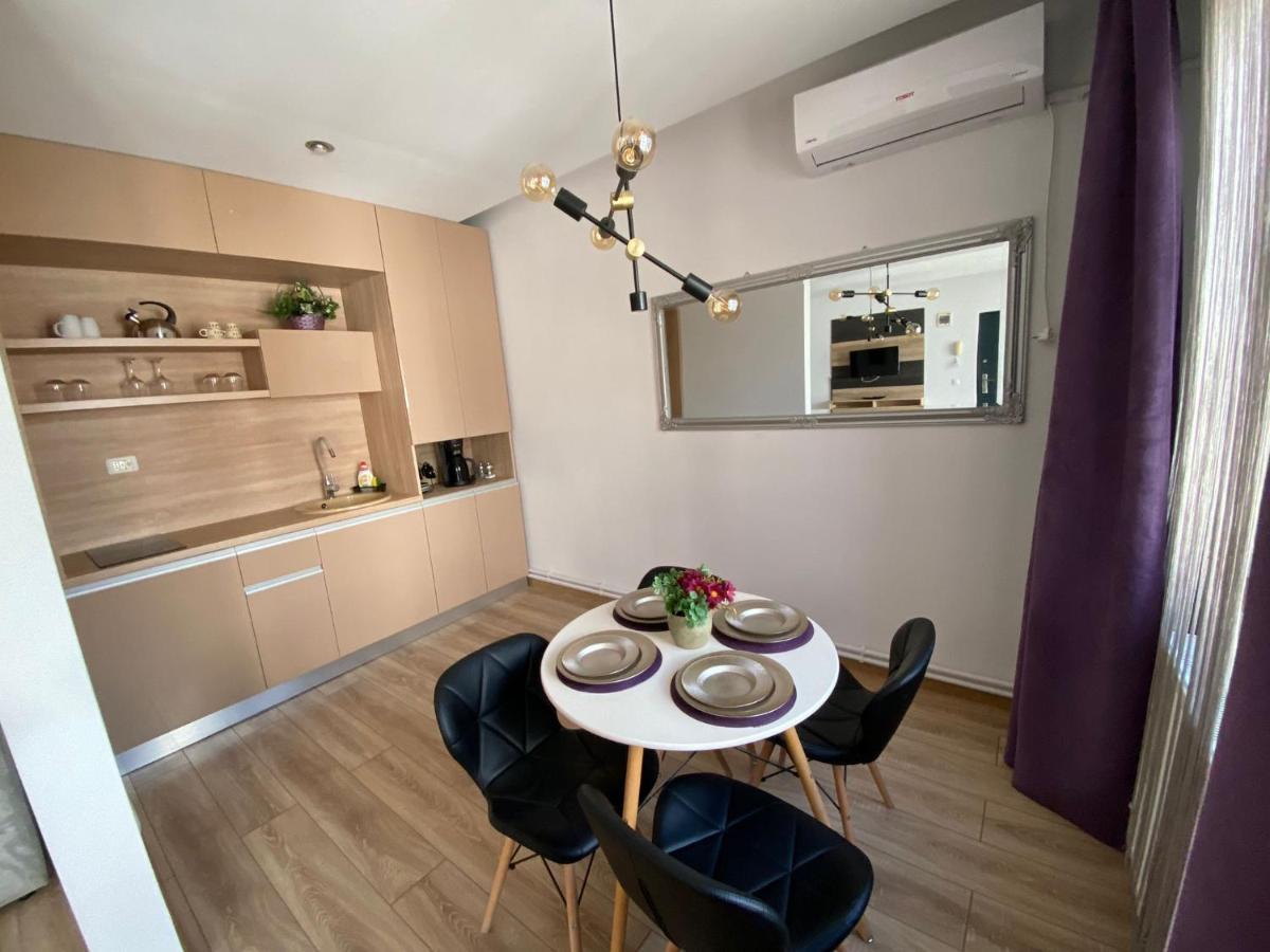 Apartament Ella T8 นาโวดาริ ภายนอก รูปภาพ