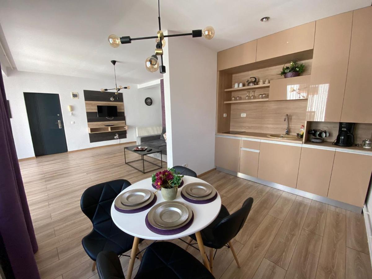 Apartament Ella T8 นาโวดาริ ภายนอก รูปภาพ