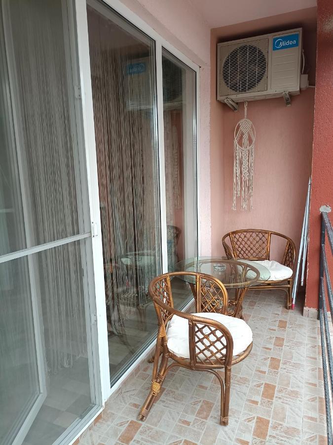 Apartament Ella T8 นาโวดาริ ภายนอก รูปภาพ