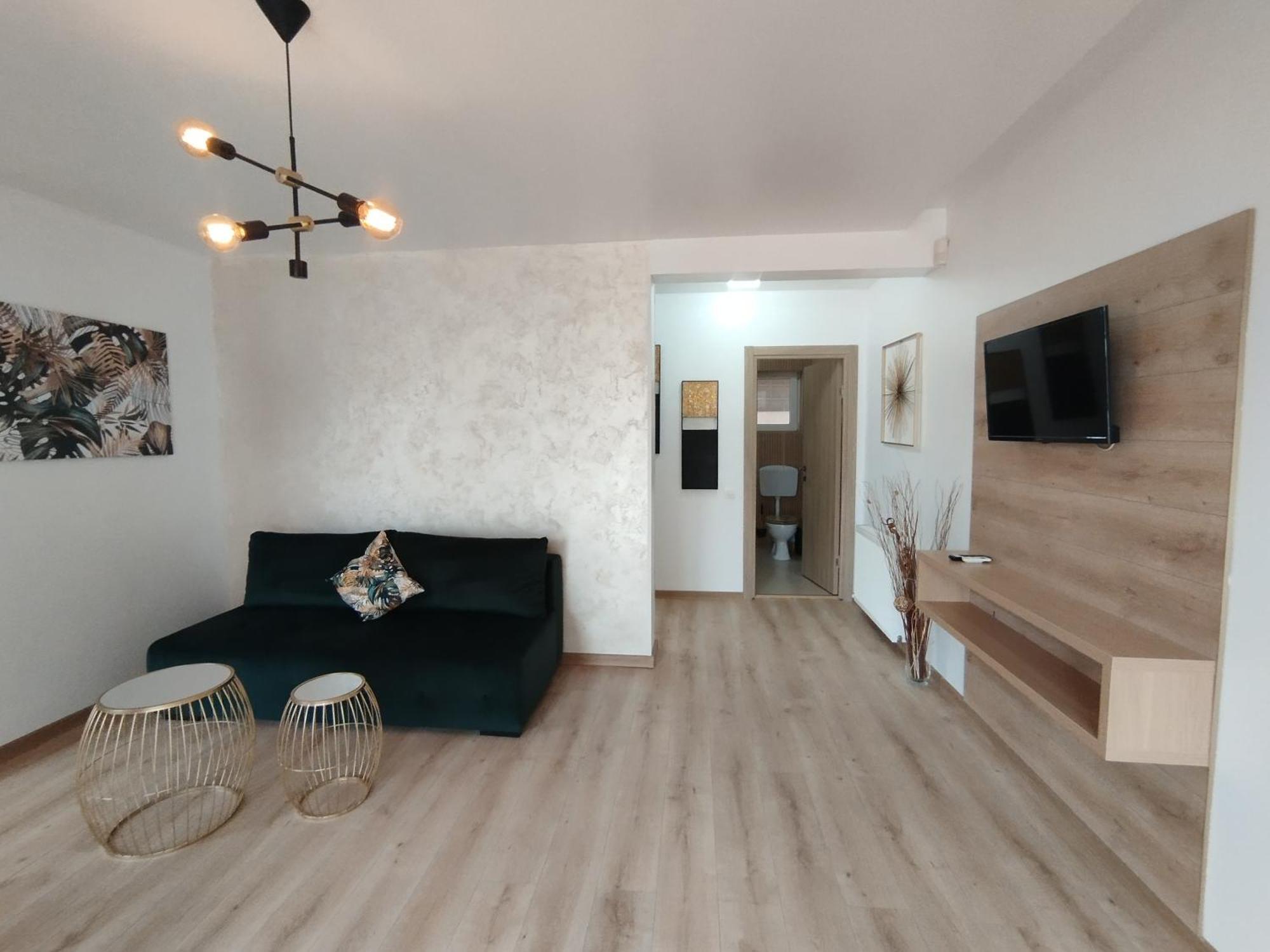 Apartament Ella T8 นาโวดาริ ภายนอก รูปภาพ